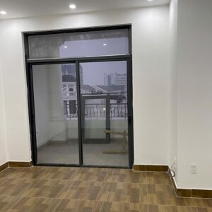 Cho thuê nguyên căn 5 tầng văn phòng kinh doanh tạ Vinhomes Marina