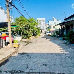 Bán nhà Mặt tiền Kênh Tham Lương, đường nhựa 8m, 73m2, 3ty.x