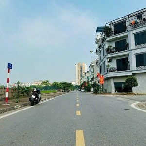 hàng cực hiếm và phân khúc vừa tiền
đất đẹp có 1-02 tái định cư-giang biên-lb. view cánh đồng. 56m2