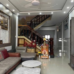 bán nhà 2 tầng đường 16m tại trung tâm thị trấn vạn giã sát biển vân phong