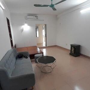 Cho thuê căn hộ Tập thể tầng 4 Lương Đình Của, 55m2, 2 ngủ, 6.5 Triệu