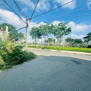 LÔ GÓC 2 MẶT TIỀN - 8x19M - VIEW CÔNG VIÊN TRÁI TIM - KDC VĨNH LỘC