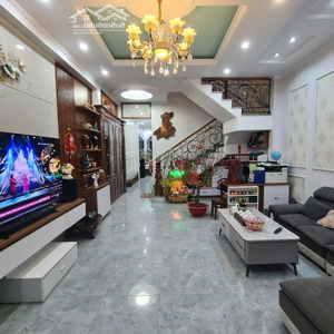 Bán Nhà Riêng Tại Hẻm đường Lê Hồng Phong, 4,5 Tỷ, 240m2, 3pn, 2vs, đức Trọng, Lâm đồng