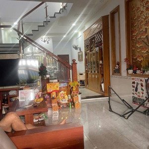gd cần bán gấp căn nhà lầu trệt gần chợ dĩ an, dĩ an bình dương