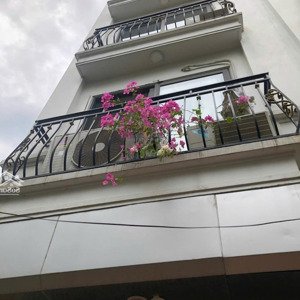 nhà ngã tư chợ mơ, bạch mai, đại la, 5 tầng, 40 m2, mới đẹp, nội thất trẻ trung, chỉ 6 tỷ