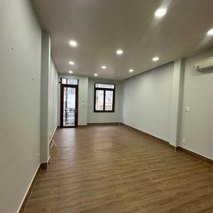 cho thuê nhà hxt nguyễn thị minh khai đa kao quận 1