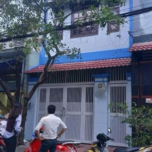 cần bán căn nhà 1 sẹc hẻm kinh doanh đường lê thị hồng , phường 17