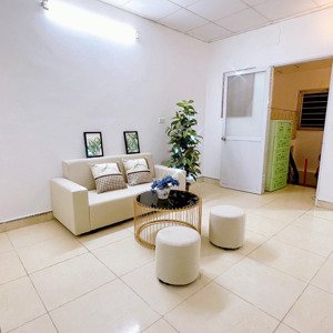 phòng siêu rộng ở thoải mái từ 4 - 6ng. cách lotte và đài th vtv 300met, chợ ngọc khánh 200m