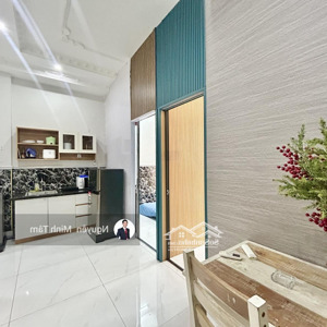 ch 2 phòng ngủ, 2pn, 1wc, 55m2, trung tâm phú nhuận, gần q1 bình thạnh . gần khu phan xích long.