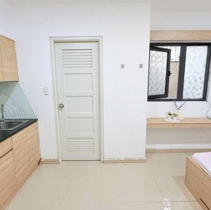 cho thuê studio luxury full nt ngay cầu sài gòn, tiện qua các quận không kẹt xe - 0902299094