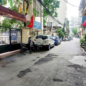 bán nhà chất tại doãn kế thiện, 14,3 tỷ, 55,9m2, bao đẹp uy tín, 5 tầng, phân lô, ô tô tránh.