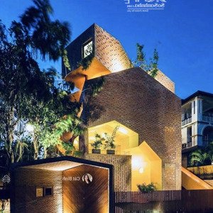 bán biệt thự khu compound trần não, tp thủ đức, dt 17 x 24,1m, hđt 150 triệu/th