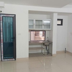 cho thuê phòng trọ mới khép kín tại 61 phạm văn đồng, cầu giấy- giá chỉ 2.7tr/tháng