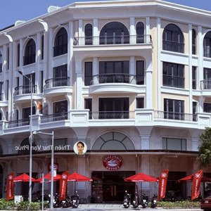 shophouse đã có hđmb xây 680m² kế góc ngã tư đông đúc bán gấp 48.5 tỷ tl