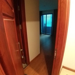 cần cho thuê sàn văn phòng phố lý nam đế, hoàn kiếm, hà nội. diện tích 115m2/ sàn