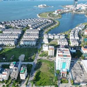 bán đất khách sạn 3 mặt tiền trục đại lộ marina bãi cháy 1900m2 giá 110tr/m2.xây cao tầng