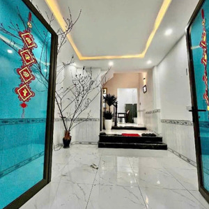 tìm chủ mới cho căn nhà hxh đ.an nhơn, gò vấp với 50m2 shr 1t3l4pn xe đậu trong nhà vói 3 tỷy 49