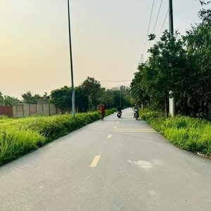 Bán đất 50 Năm ở Yên Mỹ, Thanh Trì. Diện Tích Từ 300-700m2, Vị Trí Gần Ubnd Xã, Ngõ 3m.