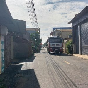 siêu hoa hậu tốt động chương mỹ 79m, giá 2.86 tỷ. kinh doanh ô tô tải đua.