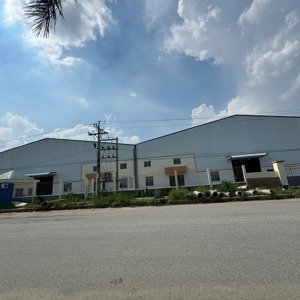 nhà xưởng cho thuê hoặc bán 35000m2 trong kcn bến tre giá thuê cực rẻ