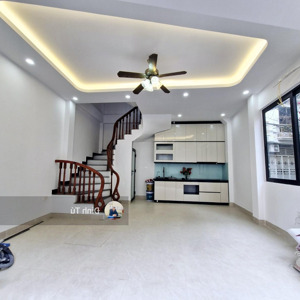 chính chủ gửi bán nhanh nhà la khê - hà đông, xây mới lô góc, ô tô đỗ cửa, kd, 30m2 x5t chỉ 7.69 tỷ