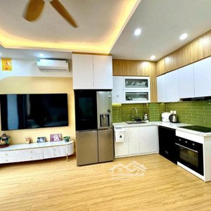 bán nhà văn phú hà đông, dt 35m2 x5 tầng mt4,6m , ô tô vào nhà , thanh máy , giá 11 tỷ