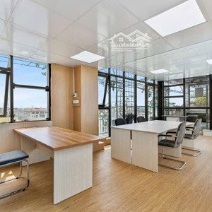 siêu phẩm. căn hộ quận hải châu. trung tâm đà nẵng. hệ thống pccc, thang máy đầy đủ. doanh thu tốt