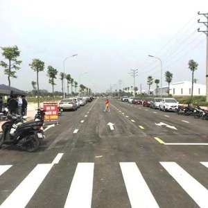 chính chủ cần tiền bán gấp mảnh 100m2 kcn yên phong dự án green city yên phong