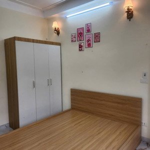 - bán đất tặng nhà 3 tầng đầy đủ nội thất