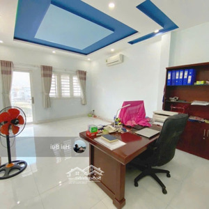 hàng thơm phát hốt! nhà 3 tầng dt 5.5x20, hẻm lê đức thọ gần chợ căn cứ 26 - chỉ 8.3 tỷ