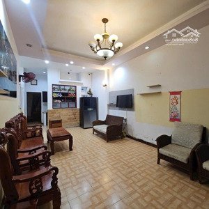 quá rẻ. quá rẻ. nhà 3 pn, trong kdc phú hoà 1 luôn. ngay trung tâm. mà chỉ có 8tr/tháng