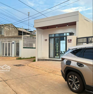 nhà mặt tiền kinh doanh lô góc thông thoáng tại phường tân thành.