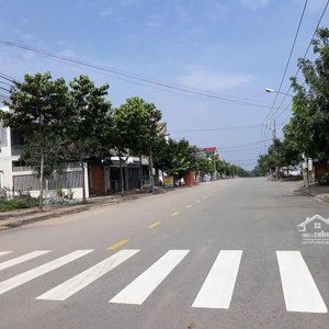 nhà mặt tiền - dt: 150m2 - đường container - kdc dịch vụ tân bình - p. tân đông hiệp - bình dương
