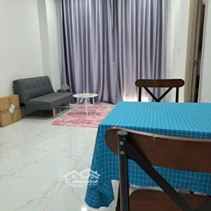 bán căn 1pn 50m2 full nội thất đang sẵn hợp đồng thuê. sang tên công chứng nhanh gọn