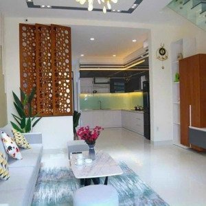 cho thuê nhà 1trệt 2lầu 3phòng ngủ full nội thất mặt tiền kd mở văn phòng gần chợ phú mỹ