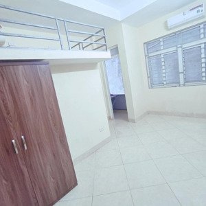 cho thuê phòng tại ngõ 302 đường láng, gần ngã tư sở