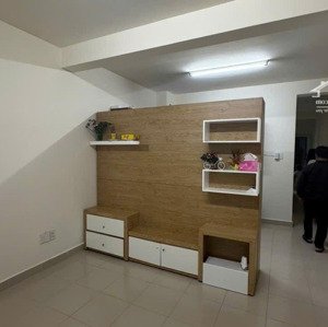 bán chung cư đào duy từ 60m2 - 2 tỷ 6 - 2pn - 2vs cách chợ đà lạt chỉ 1km có thang máy sổ sẵn