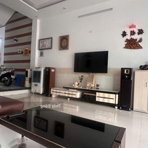bán nhà 4 tầng 4 mê đường lương nhữ hộc, đối diện trường cao đẳng bách khoa- đoạn kinh doanh