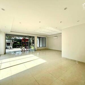 Cho Thuê Mặt Bằng 110m2 - Ngang 8m - Đường Đỗ Bá