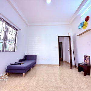 siêu phẩm - gần đại học công nghiệp - đường số 1 - 5pn - 4 tầng.