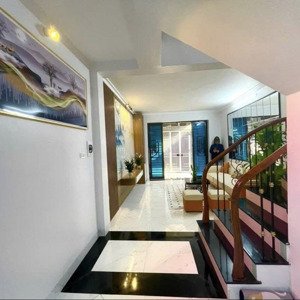 duy nhất một căn chính chủ cần bán gấp nhà phố quang trung, hà đông, nhà đẹp không lỗi, nhỉnh 7 tỷ
