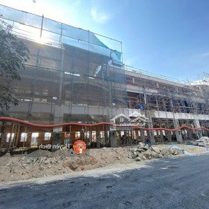bán căn shophouse sun symphony 3 tầng, lọt khe villa view được sông hàn. hỗ trợ vay 80%, 18t ls 0đ.