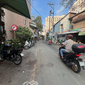 hẻm xe hơi, trần bình trọng, quận 10, 58m2 (ngang 4.6m), giá chỉ 14.7 tỷ