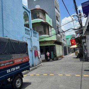 hẻm vip 6m thông thoại ngọc hầu. dt 3.5x18.5m. giá 5.4 tỷ