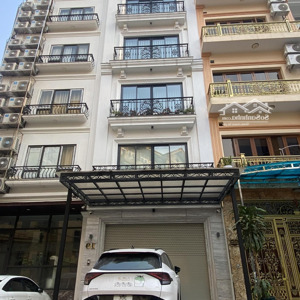nhà nguyễn chí thanh đống đa 80m x 5t mt 7,5m oto đỗ cửa trước để nhiều xe ở kết hợp vp, kd ol