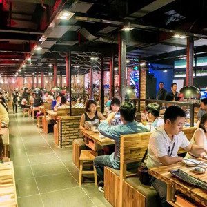 sang nhượng gấp quán lẩu nướng hàn quốc kinh doanh 17 năm lượng khách rất lớn doanh thu lớn