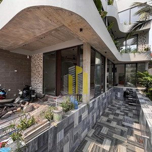 biệt thự thảo điền phong cách đẹp hiện đại - có hồ bơi - nhà mới 100%