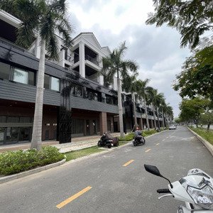 Bán Shophouse Tại Zeitgeist City, 26 Tỷ, 126m2, 5 Tầng, 8pn, 7wc, Hot!