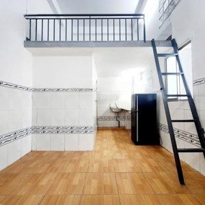 Phòng Rộng Gia đình - Không Chung Chủ ở đoàn Thị điểm Gần Phạm Văn đồng, An Ninh