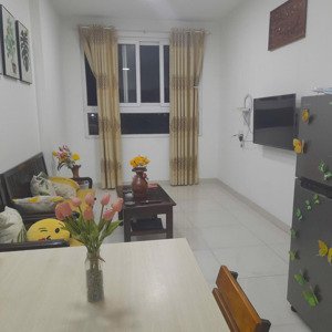 cho thuê căn hộ tô ký tower quận 12, 61m2, 2pn-2wc, full nội thất, giá 8 triệu/tháng.